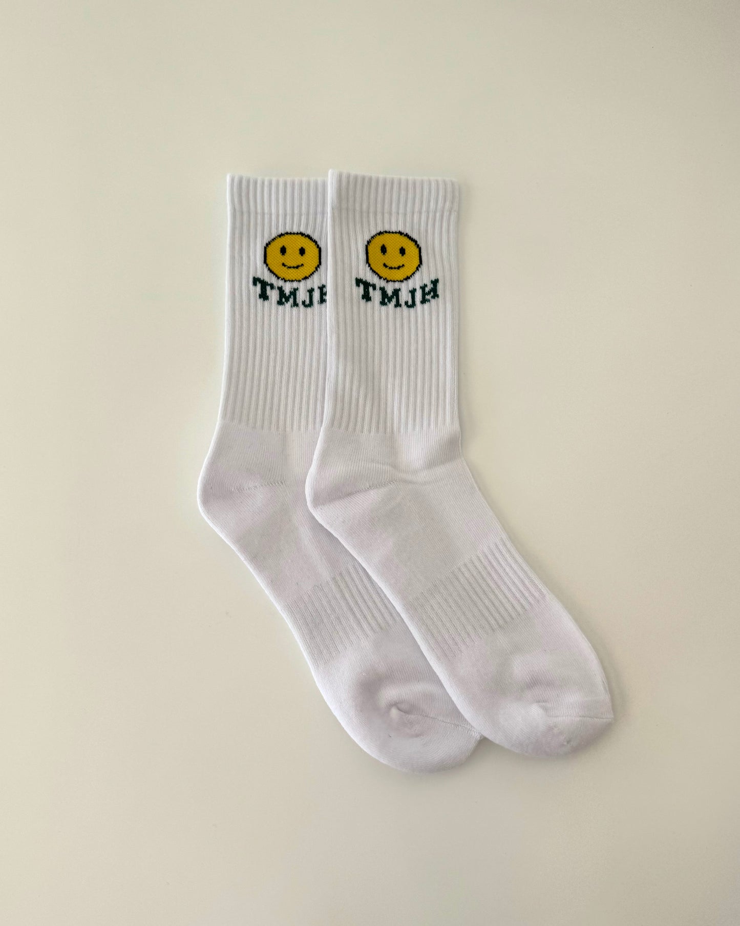 Smile crew socks